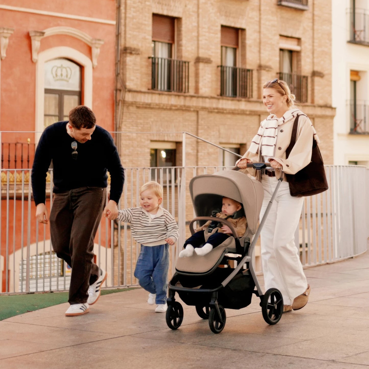 Breez Champagne with Carrycot