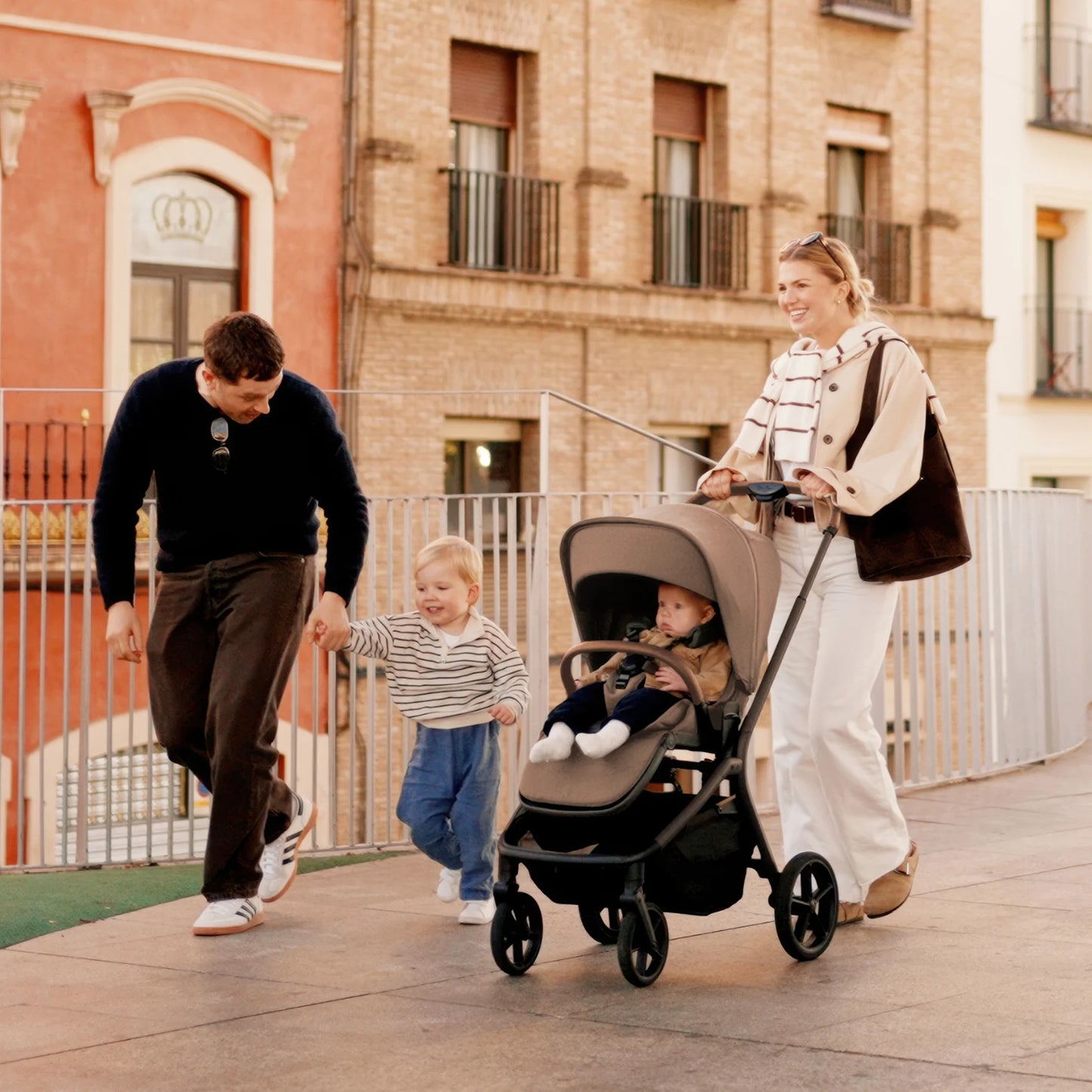 Breez Maple with Carrycot