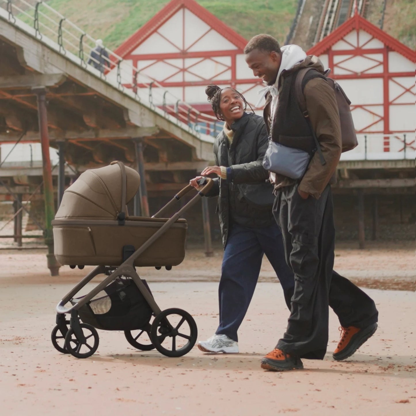 Cove Maple with Carrycot (6 piece)